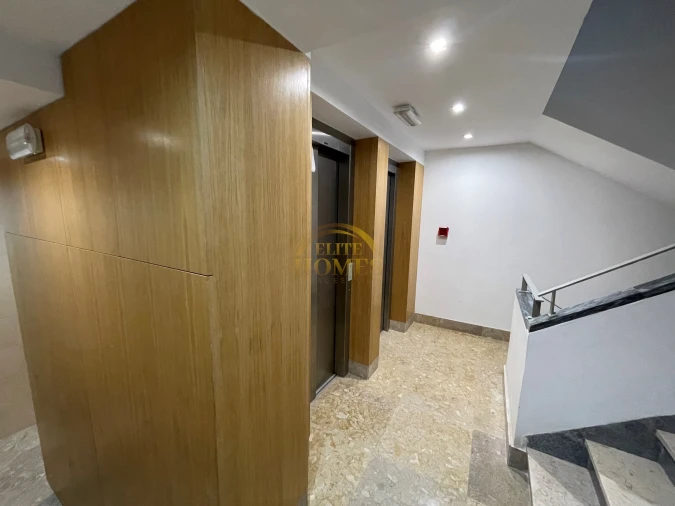 Apartamento T5 para Venda em Avenidas Novas Foto 17