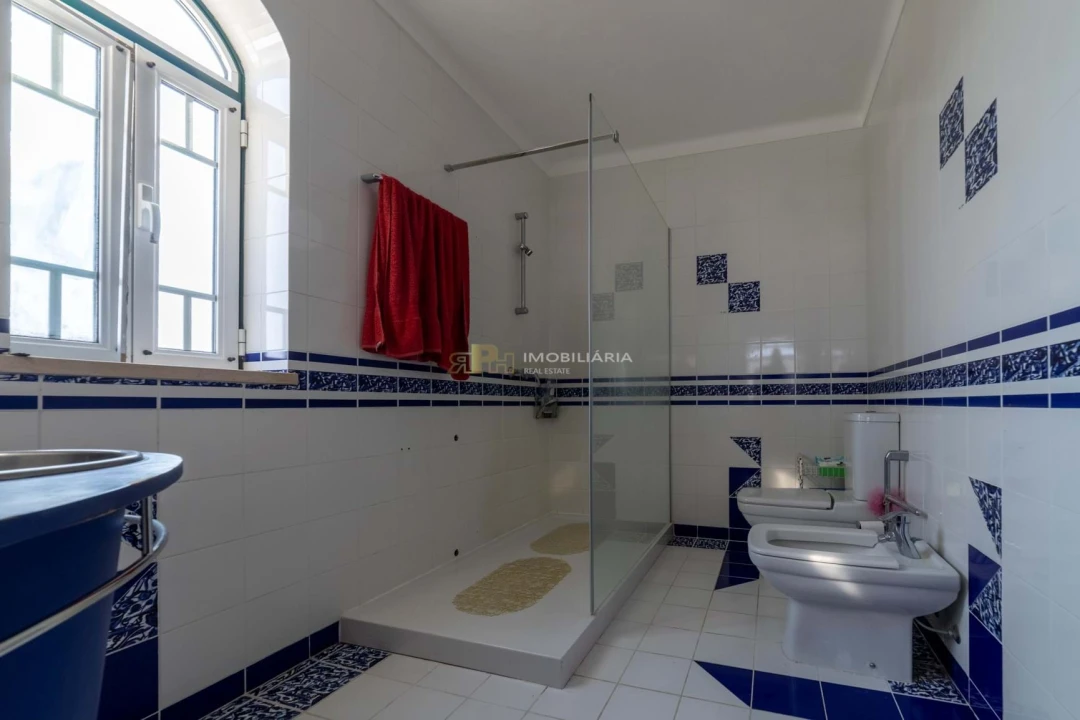 Moradia T4 para Venda em Alpiarça Foto 16