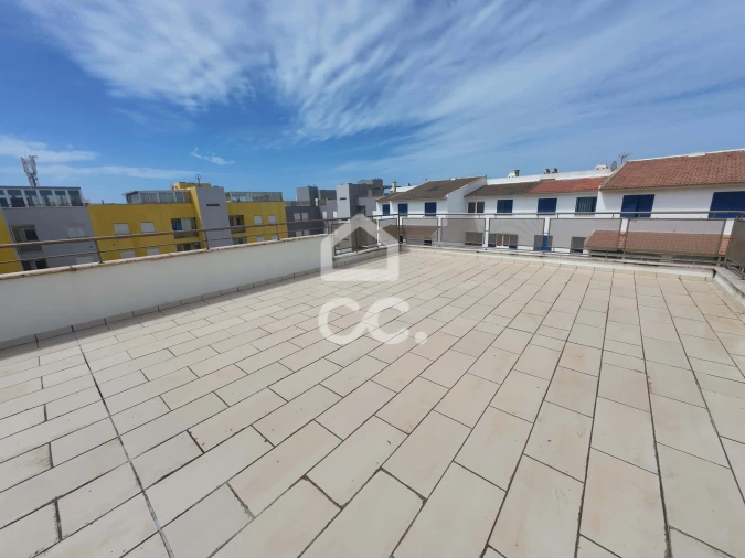 Apartamento T2 para Venda em Vieira de Leiria Foto 16