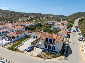 Moradia T4 para Venda em Aljezur
