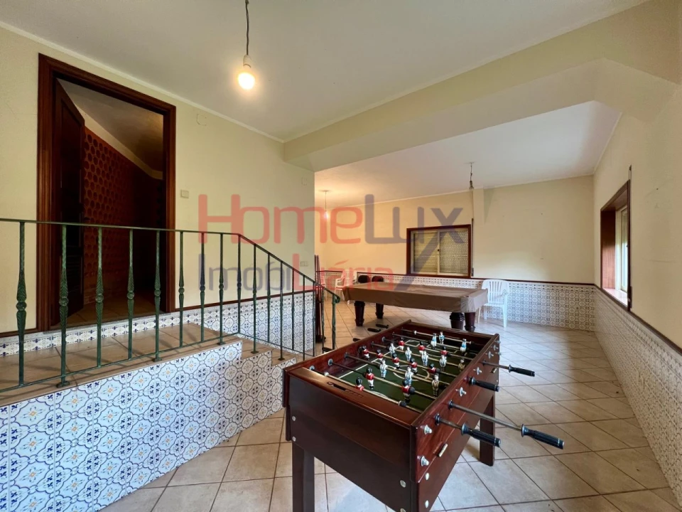 Moradia T5 para Venda em Avintes Foto 38