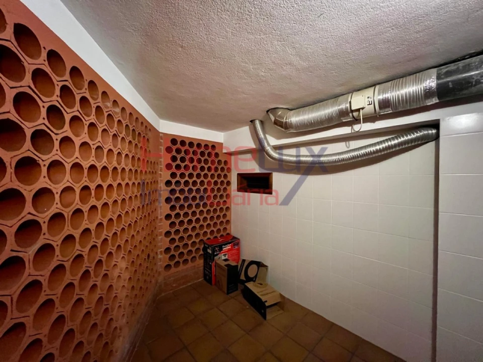 Moradia T5 para Venda em Avintes Foto 39