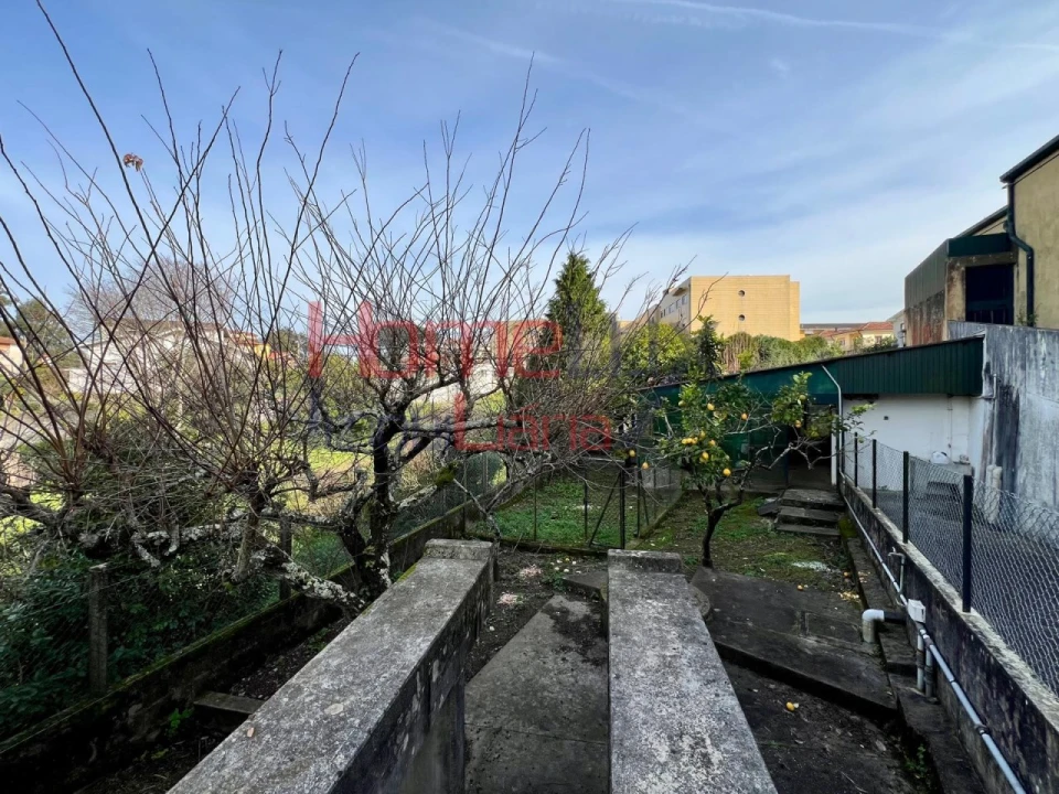 Moradia T5 para Venda em Avintes Foto 50