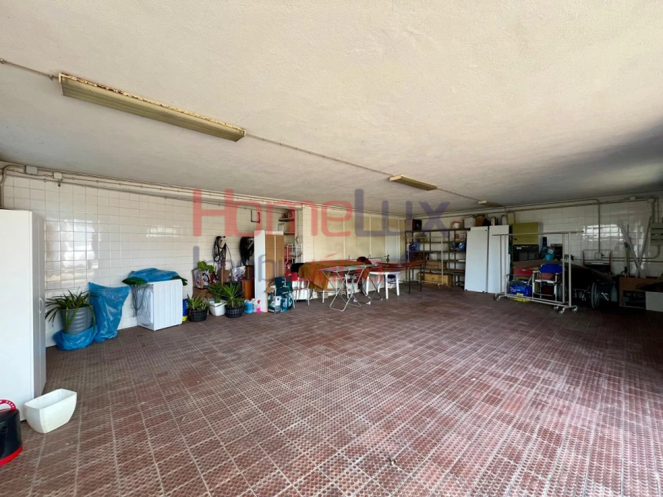 Moradia T5 para Venda em Avintes Foto 52