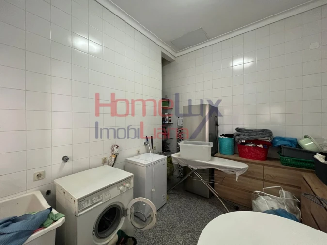 Moradia T5 para Venda em Avintes Foto 31