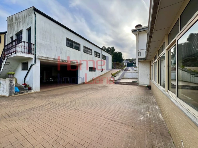 Moradia T5 para Venda em Avintes Foto 49