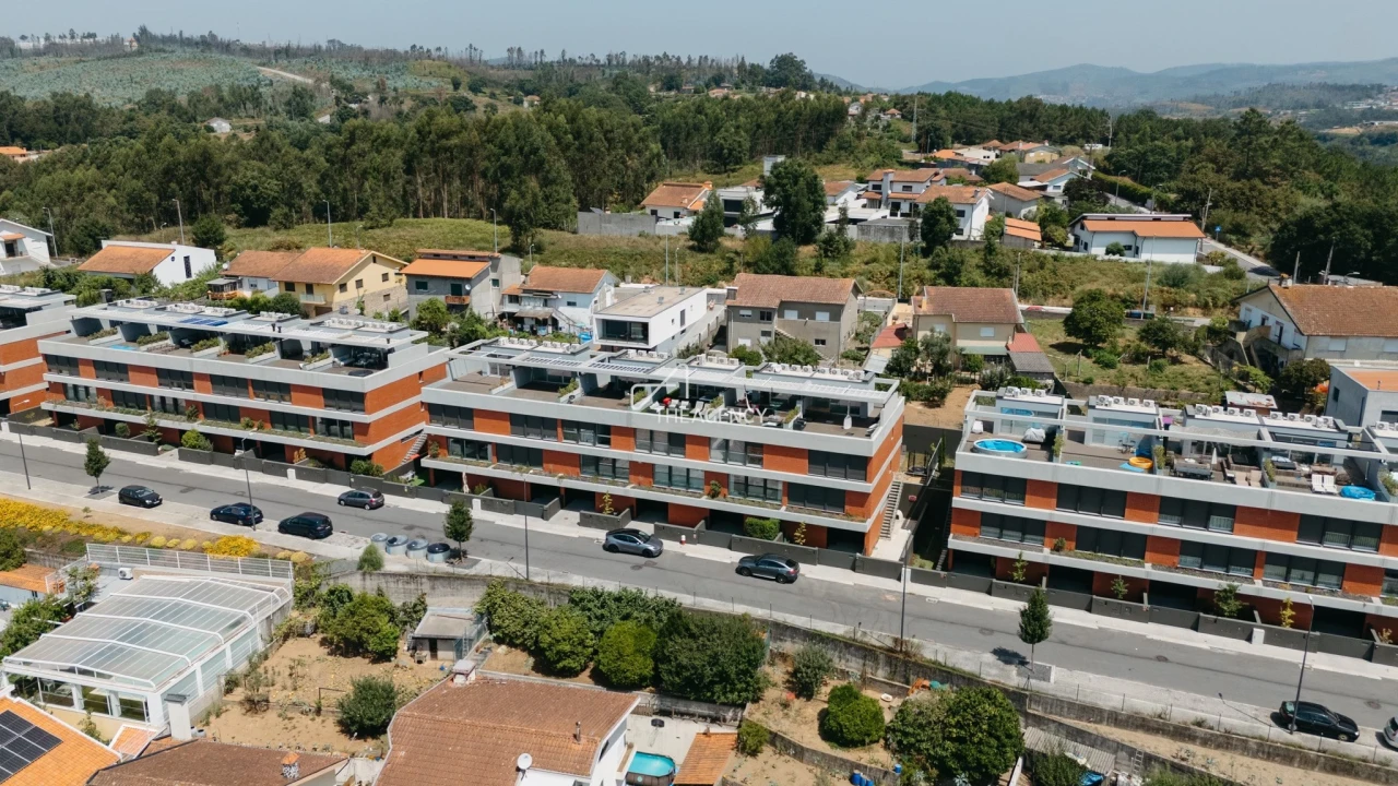 Moradia T3 para Venda em Foz do Sousa e Covelo Foto 7