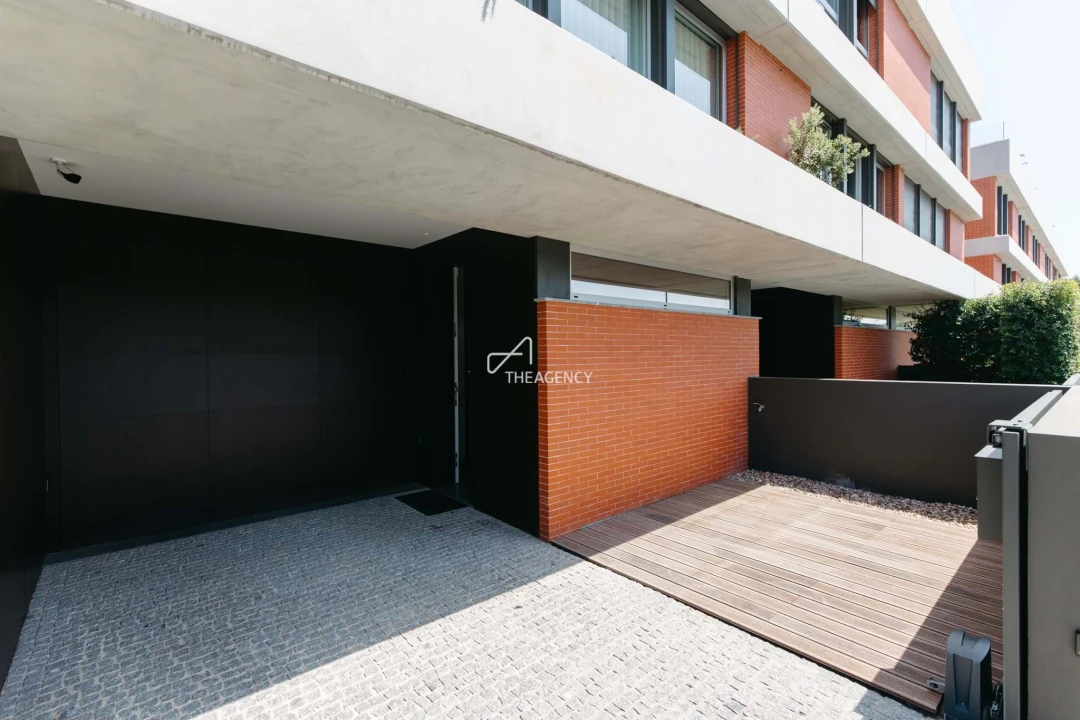 Moradia T3 para Venda em Foz do Sousa e Covelo Foto 8