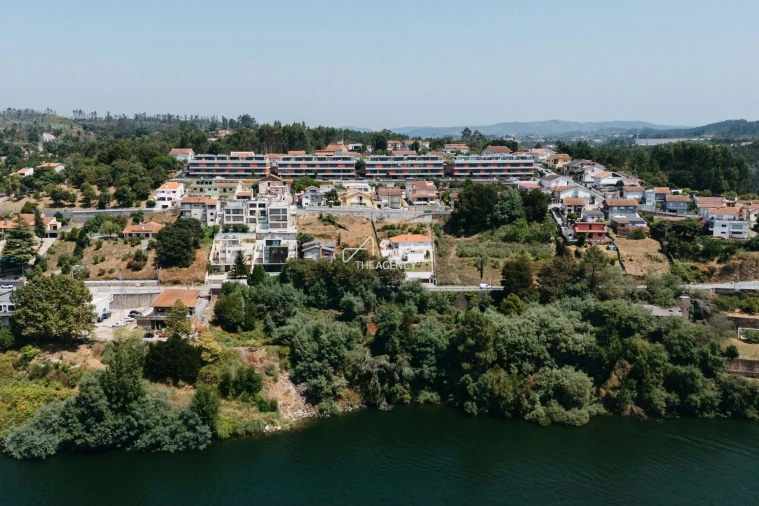 Moradia T3 para Venda em Foz do Sousa e Covelo Foto 6