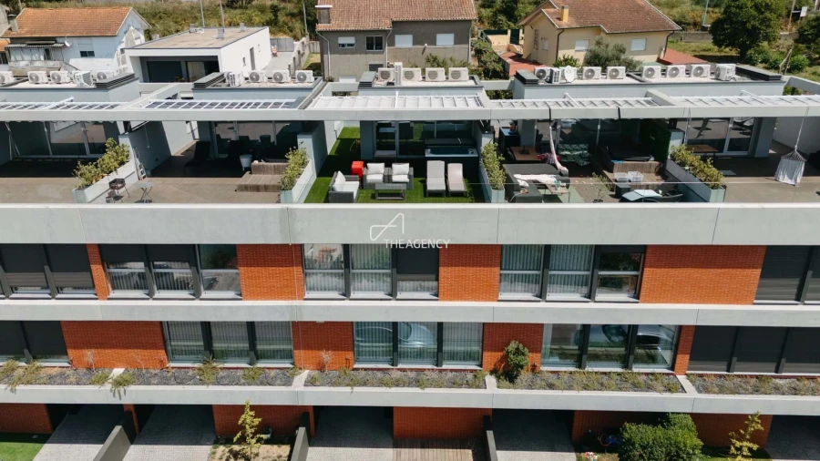 Moradia T3 para Venda em Foz do Sousa e Covelo Foto 5