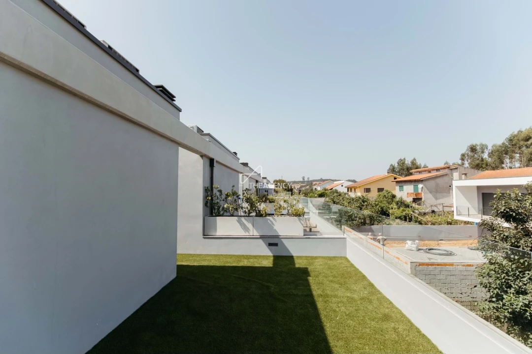 Moradia T3 para Venda em Foz do Sousa e Covelo Foto 45