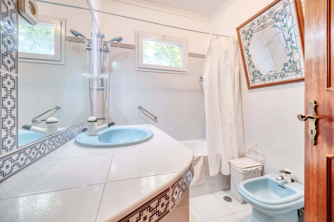 Moradia T4 para Venda em Caniço Foto 17