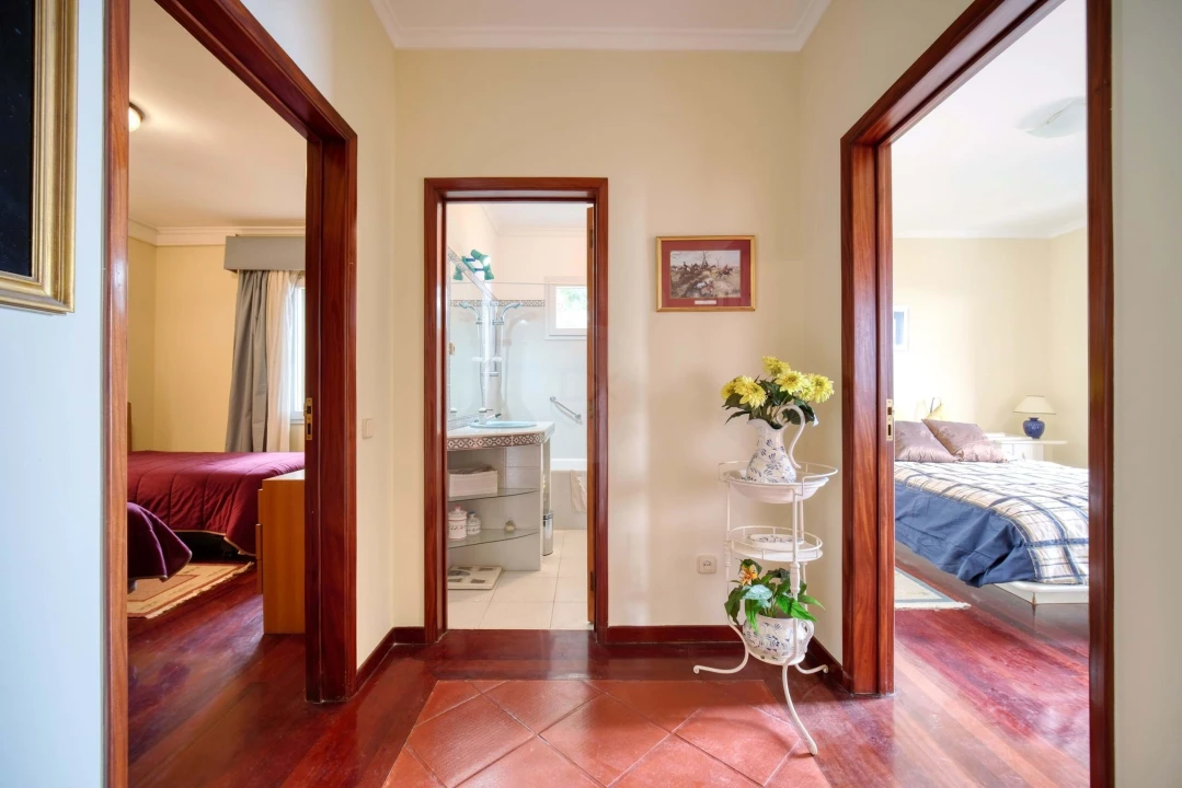 Moradia T4 para Venda em Caniço Foto 14