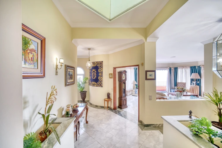 Moradia T4 para Venda em Caniço Foto 9