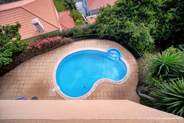 Moradia T4 para Venda em Caniço Foto 39