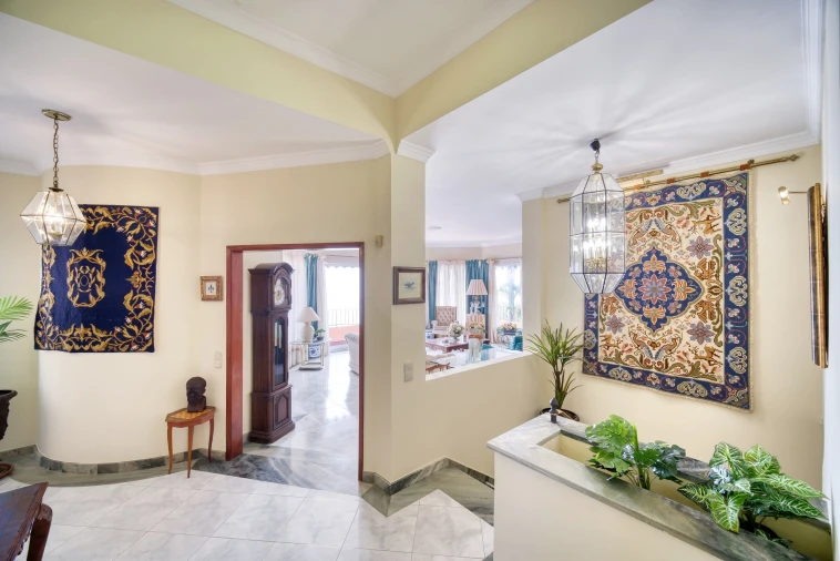 Moradia T4 para Venda em Caniço Foto 10