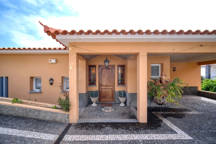 Moradia T4 para Venda em Caniço Foto 57