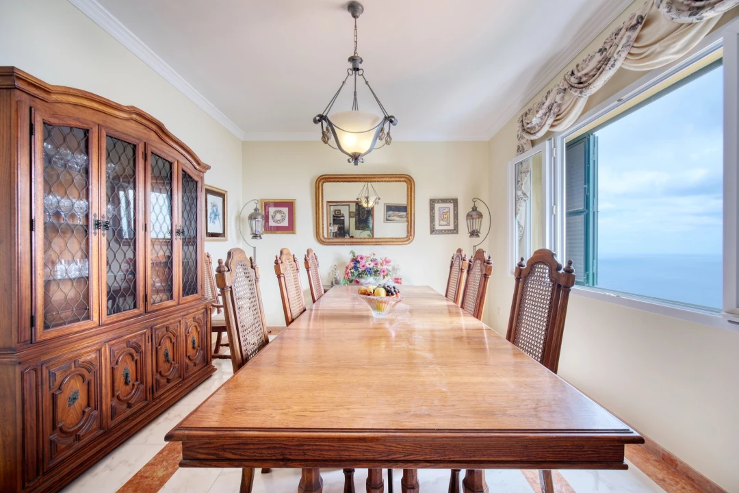 Moradia T4 para Venda em Caniço Foto 10