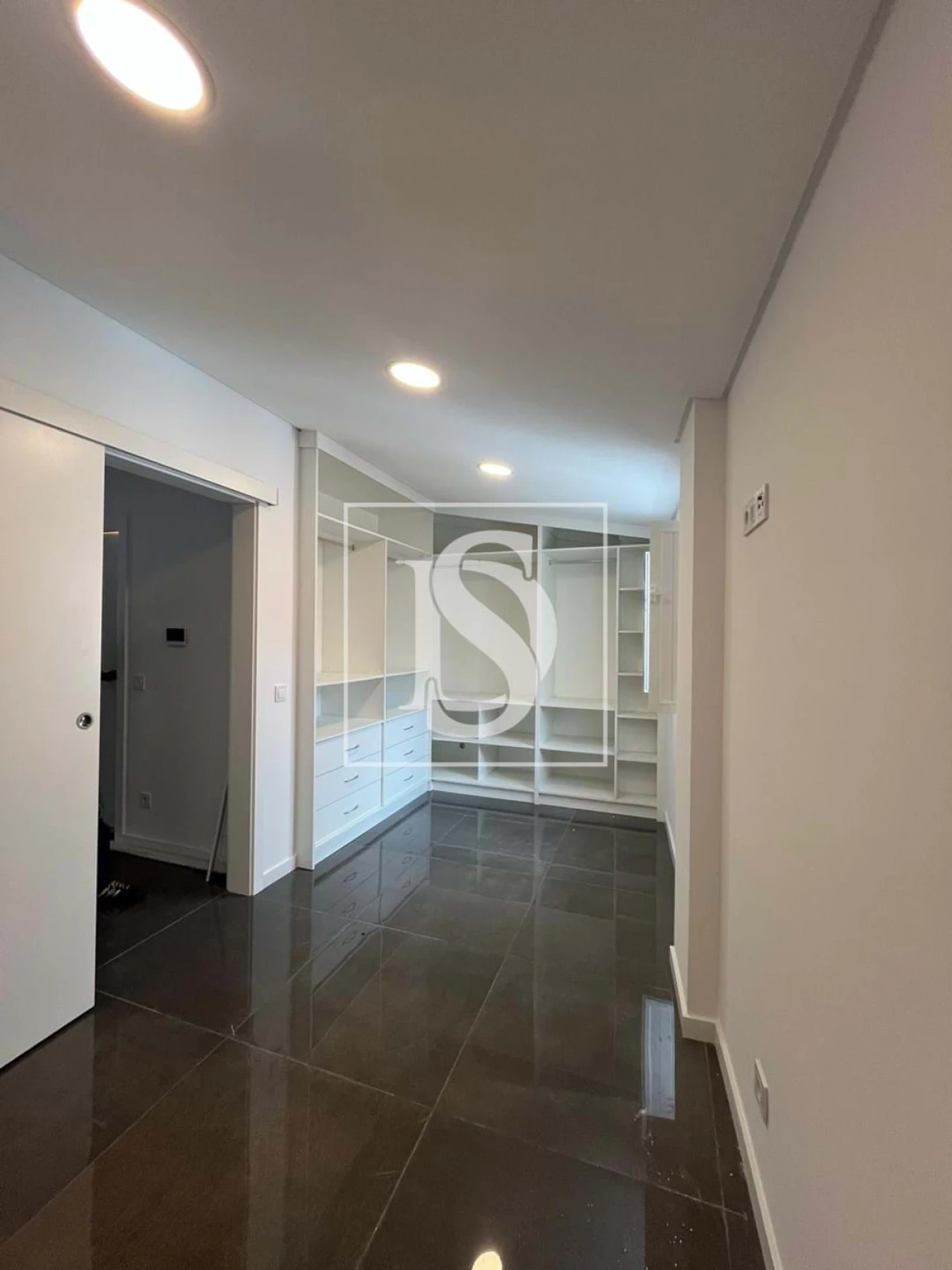 Moradia T2 para Venda em Odivelas Foto 11