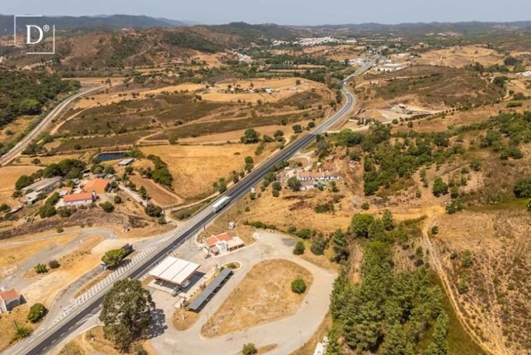 Negócio para Venda em São Silvestre Foto 28