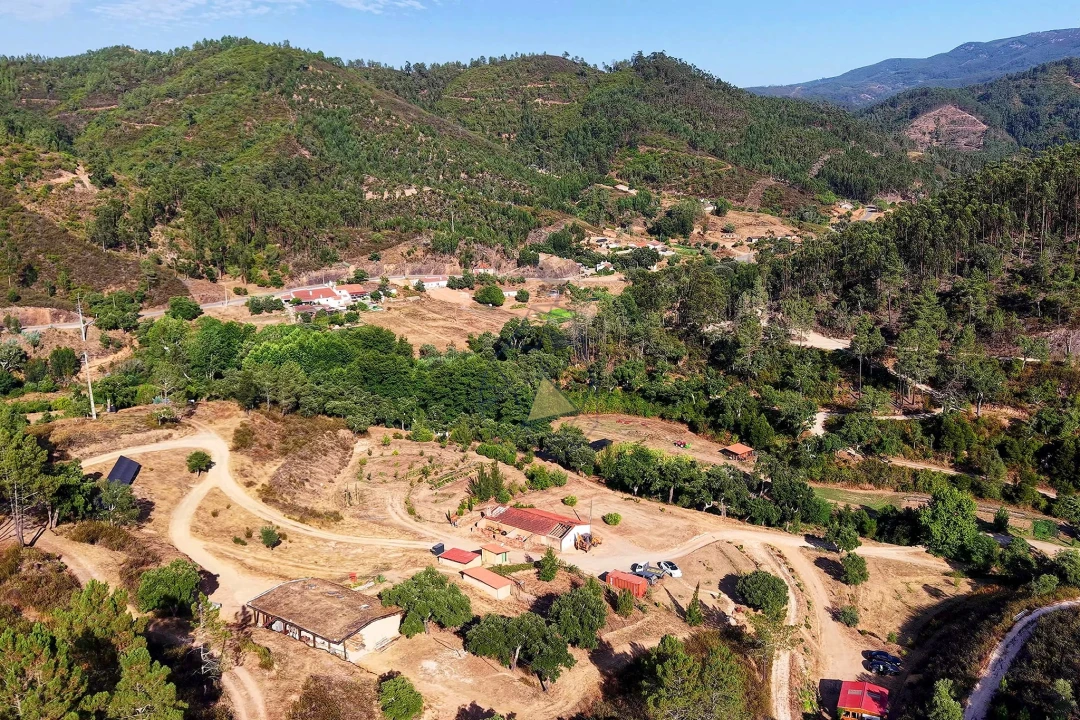 Quinta T3 para Venda em Marmelete Foto 25