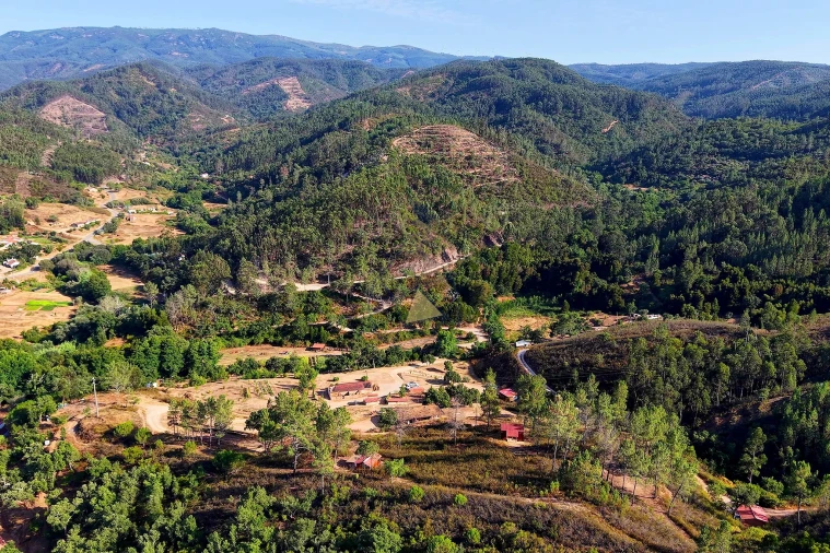 Quinta T3 para Venda em Marmelete Foto 48