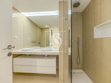 Moradia T4 para Venda em Canidelo
