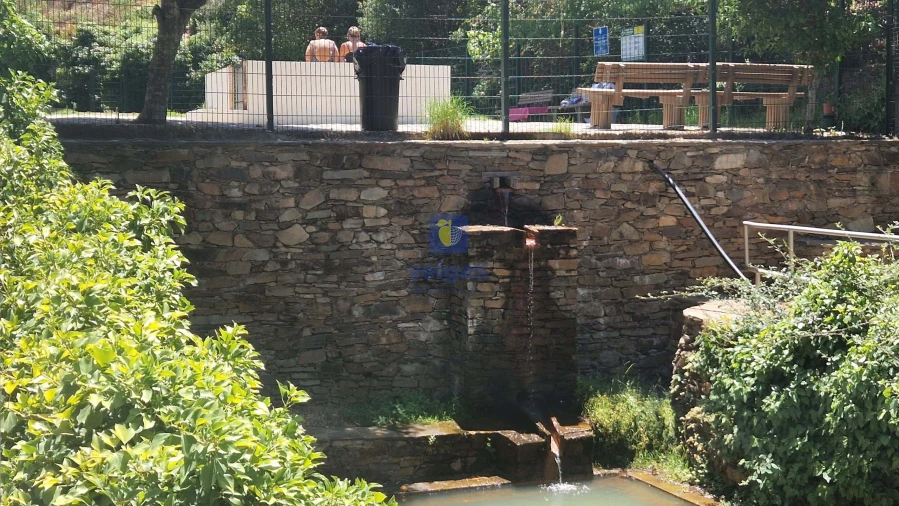 Moradia T1 para Venda em Cachopo Foto 34