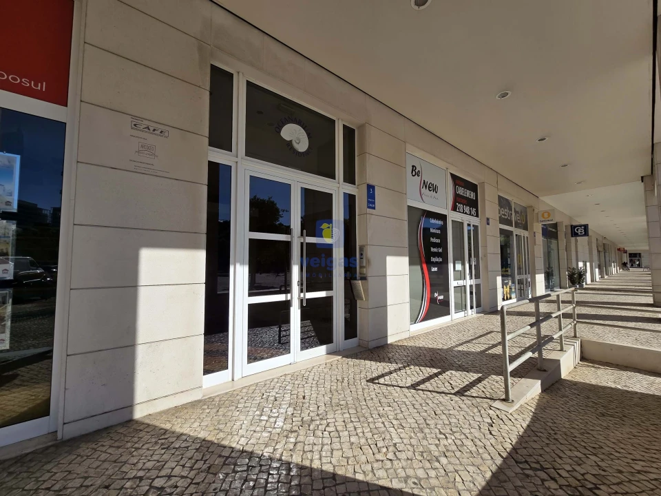 Apartamento T2 para Arrendamento em Parque das Nações Foto 27