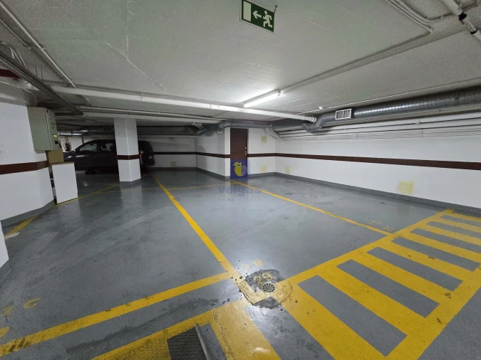 Apartamento T2 para Arrendamento em Parque das Nações Foto 24