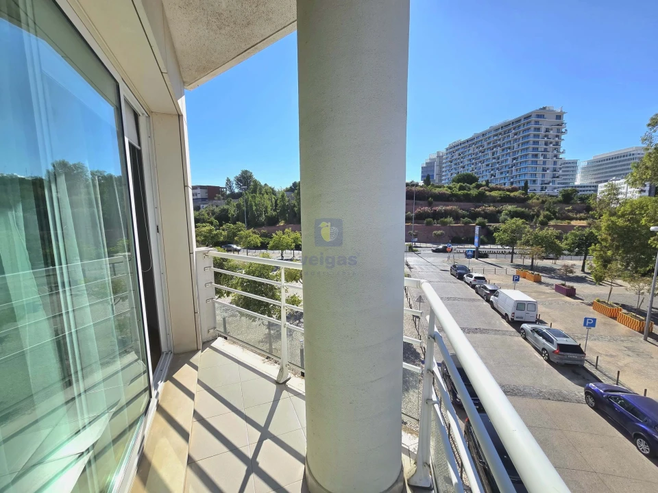 Apartamento T2 para Arrendamento em Parque das Nações Foto 21