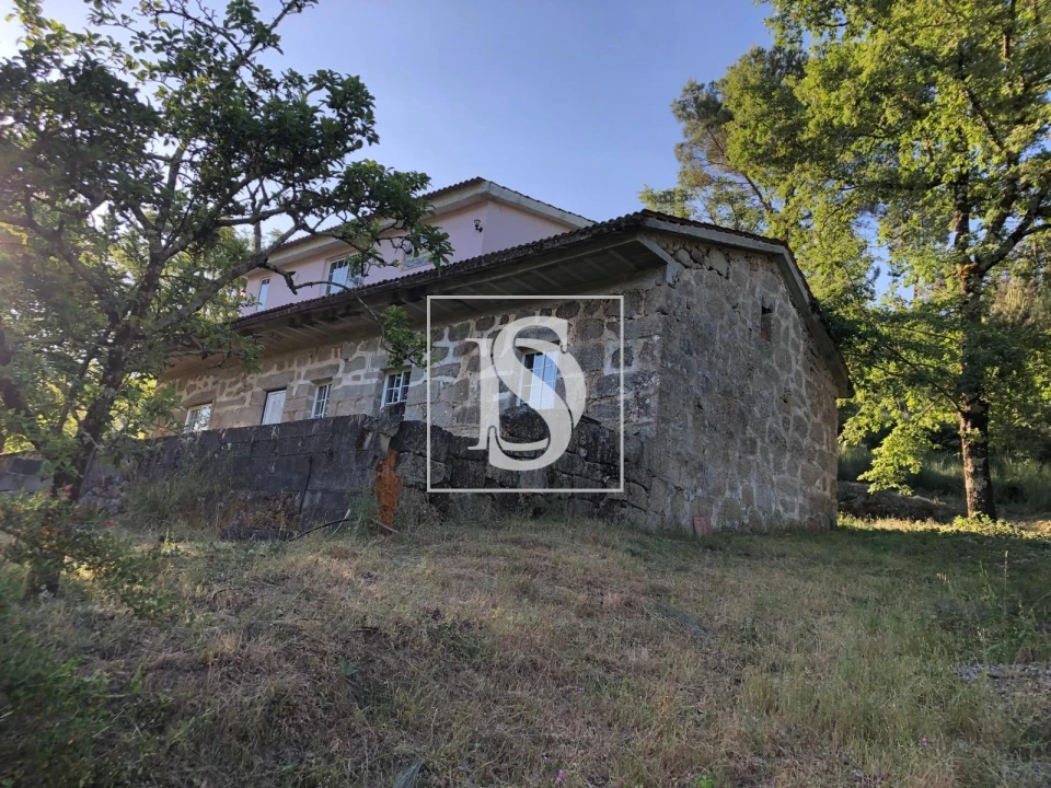 Moradia T2 para Venda em Santos Evos Foto 1