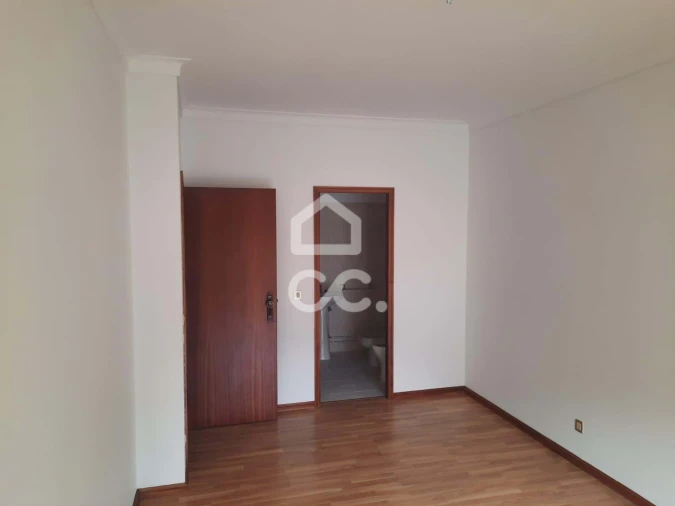 Apartamento T3 para Venda em Santa Maria Maior e Monserrate e Meadela Foto 15