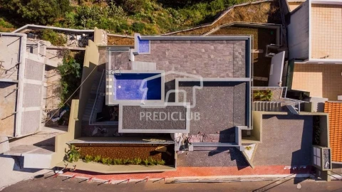 Moradia T3 para Venda em Santa Cruz