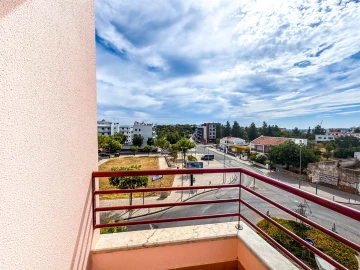 Apartamento T2 para Venda em Loule (São Clemente)