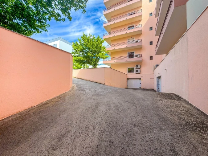 Apartamento T2 para Venda em Loule (São Clemente) Foto 117