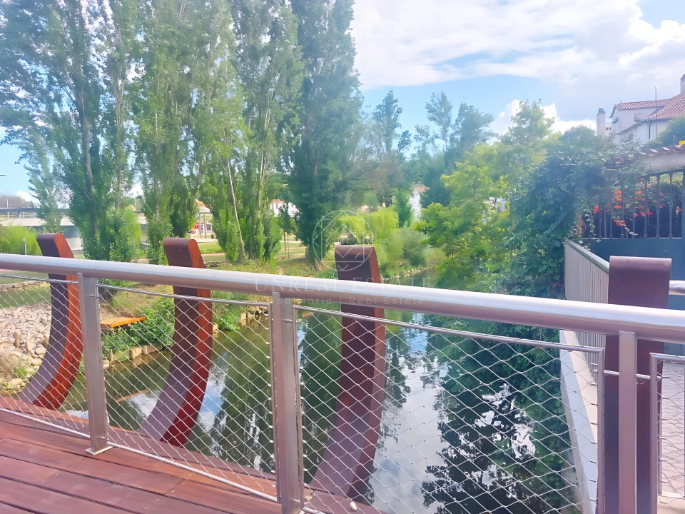 Apartamento T2 para Arrendamento em Torres Novas (Santa Maria, Salvador e Santiago) Foto 20