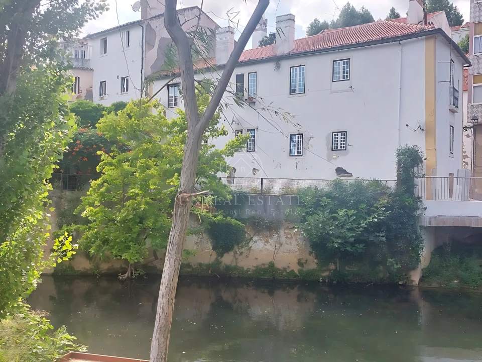 Apartamento T2 para Arrendamento em Torres Novas (Santa Maria, Salvador e Santiago) Foto 23