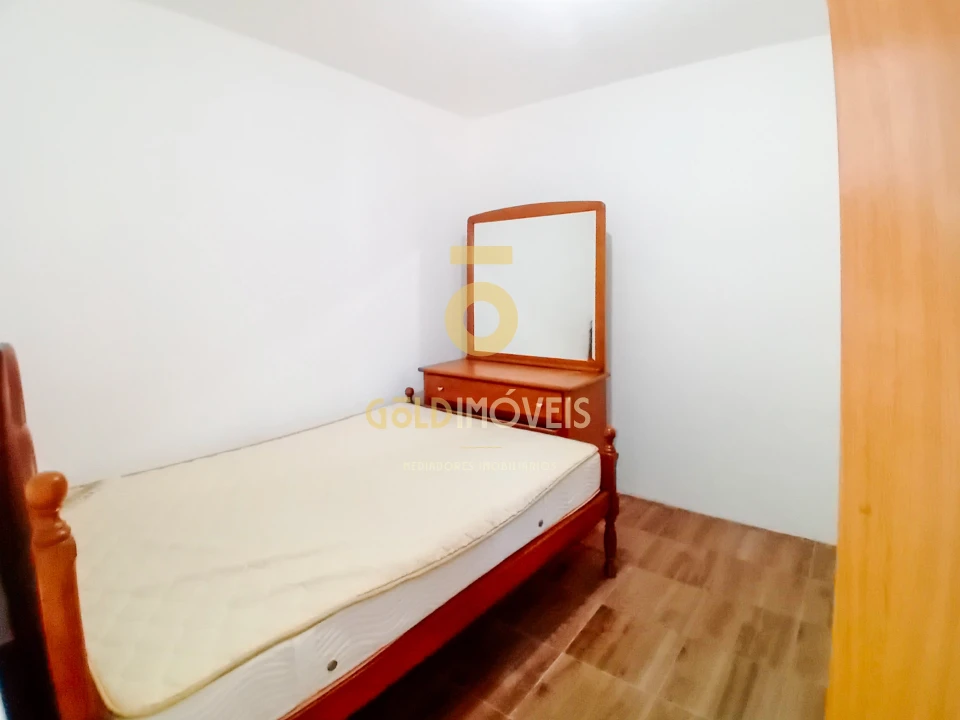 Moradia T5 para Venda em Souselo Foto 21