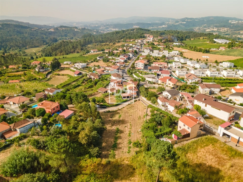 Terreno para Venda em Mancelos Foto 4