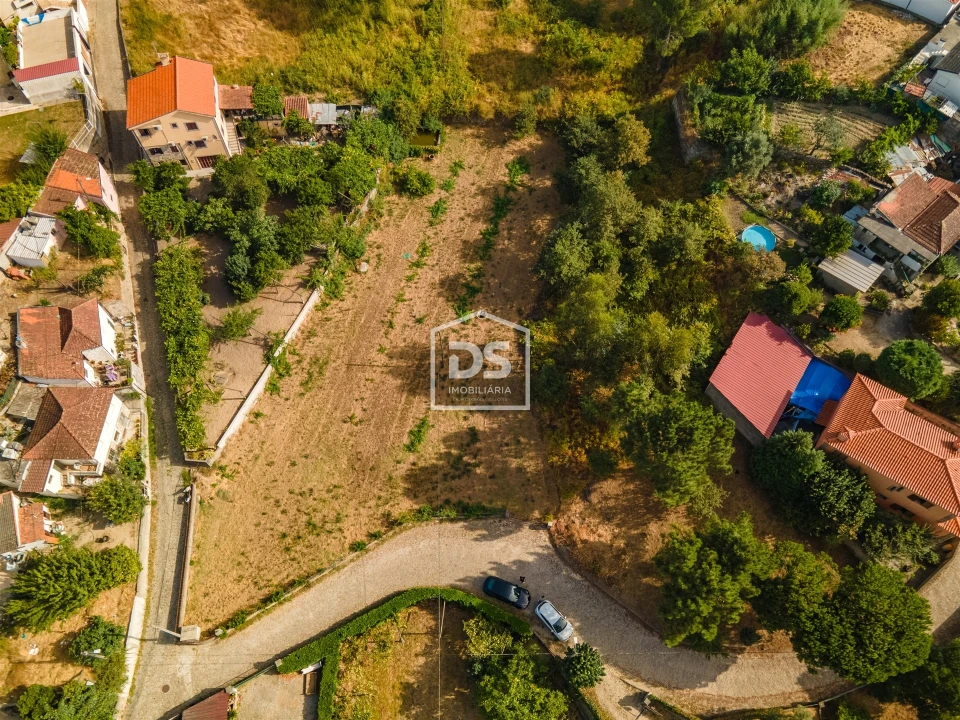 Terreno para Venda em Mancelos Foto 6