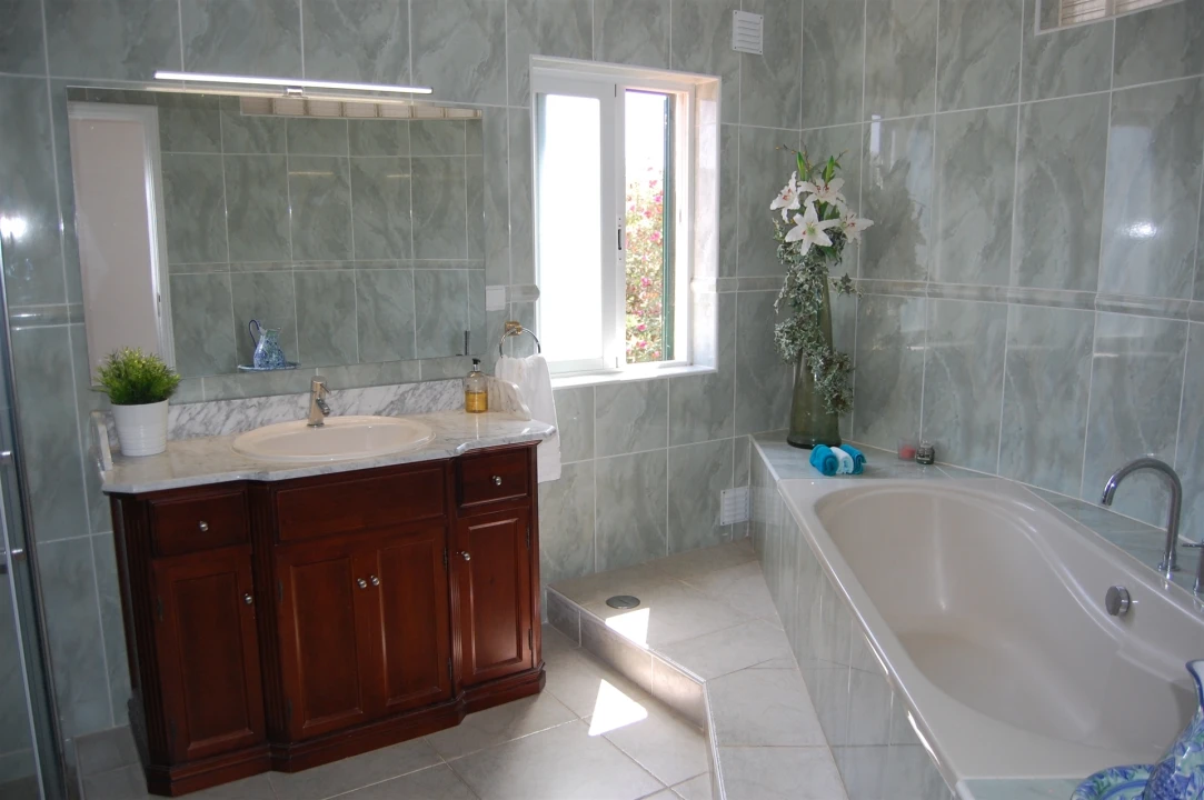 Moradia T4 para Venda em Lagoa e Carvoeiro Foto 43