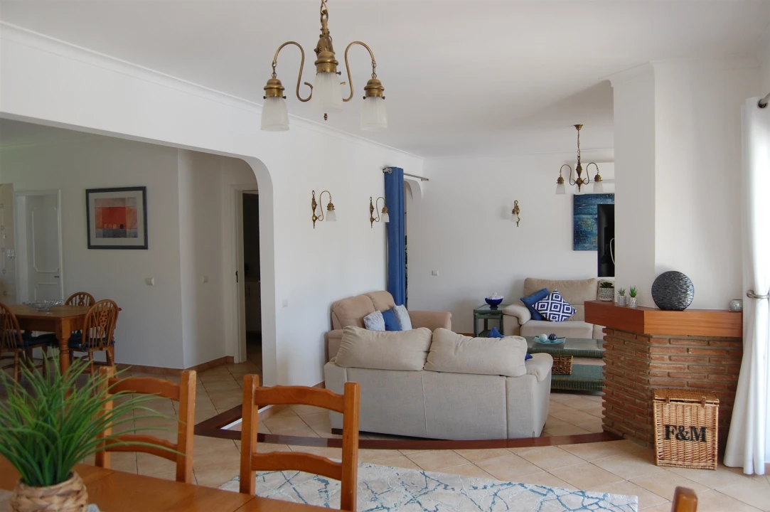 Moradia T4 para Venda em Lagoa e Carvoeiro Foto 9