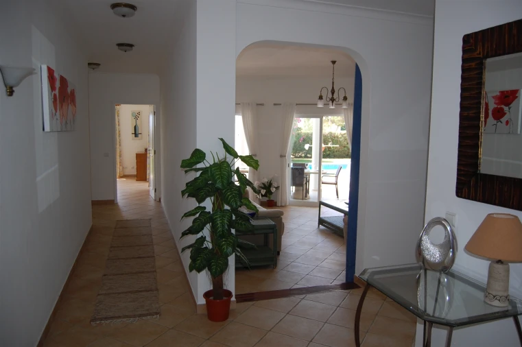 Moradia T4 para Venda em Lagoa e Carvoeiro Foto 3