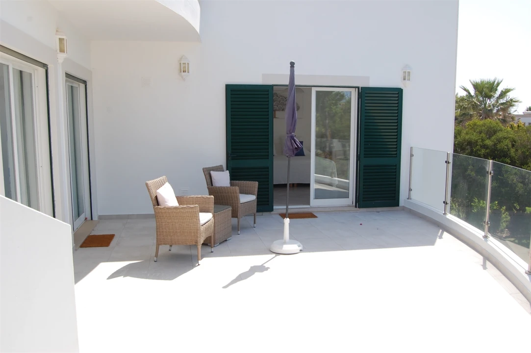 Moradia T4 para Venda em Lagoa e Carvoeiro Foto 30