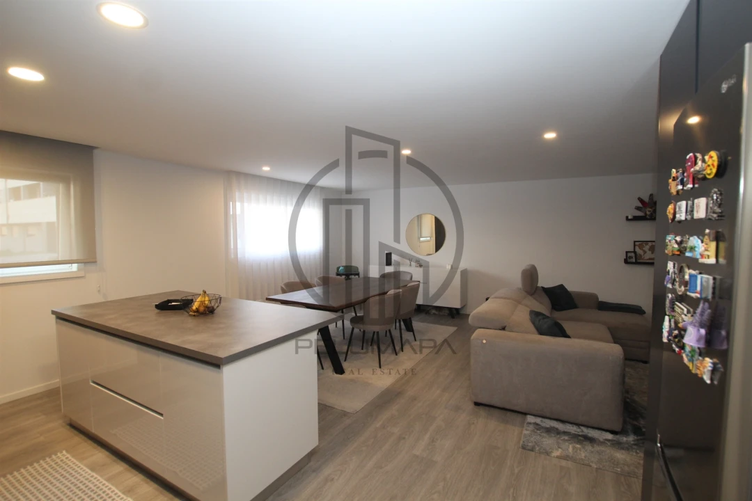 Apartamento T3 para Venda em Nine Foto 17