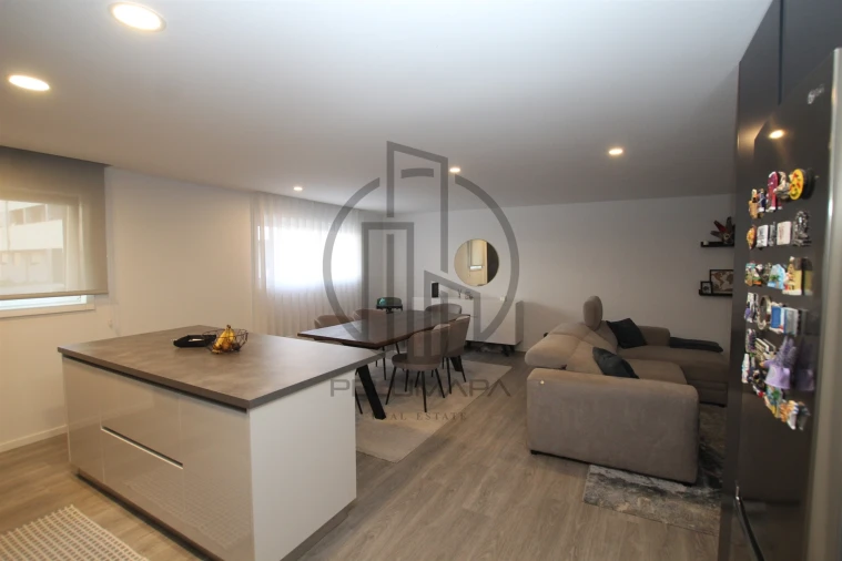 Apartamento T3 para Venda em Nine Foto 17