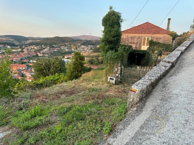 Moradia T2 para Venda em Parada do Monte e Cubalhão Foto 6