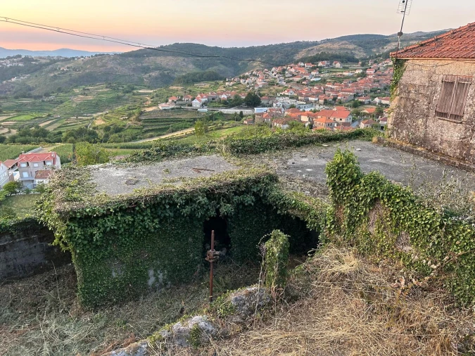 Moradia T2 para Venda em Parada do Monte e Cubalhão Foto 3