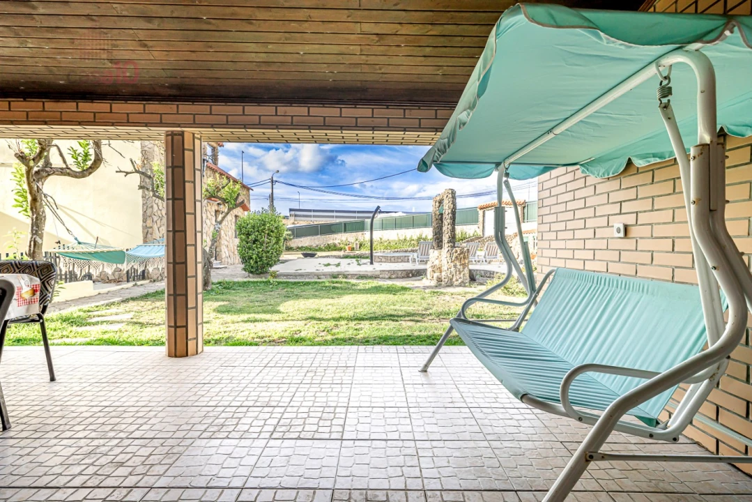 Moradia T5 para Venda em Algueirão-Mem Martins Foto 30